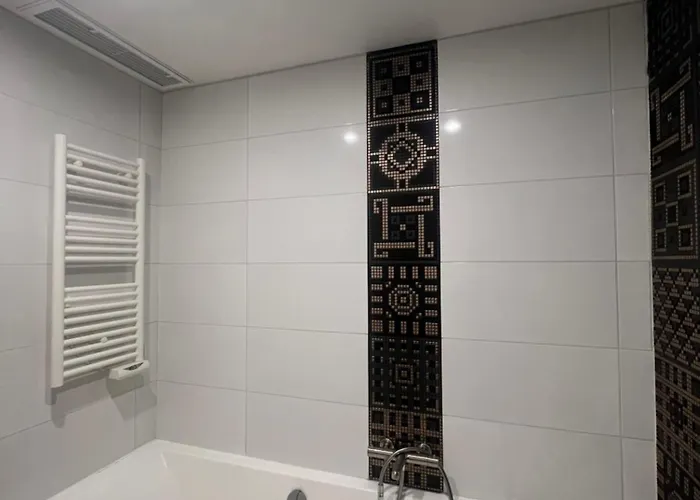 Premium Hyper Centre Apartment